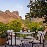 Doupiani House 3*