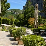 Hotel Doupiani House 3*