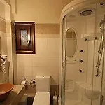 Doupiani House Hotel