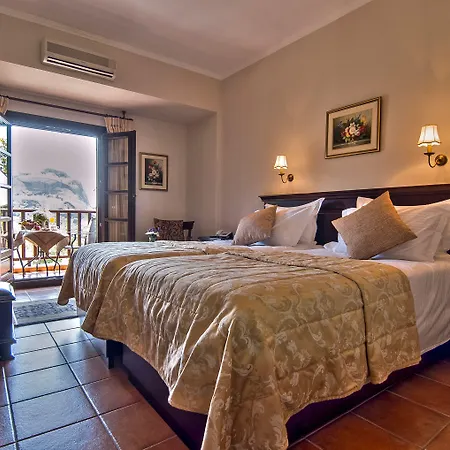 Hotel Doupiani House 3*