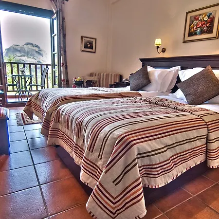 Hotel Doupiani House