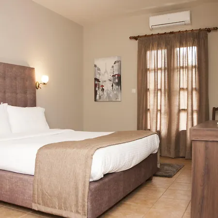Doupiani House Hotel