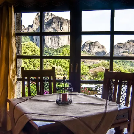Doupiani House Hotel 3*