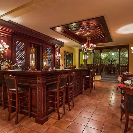 杜普尼豪斯酒店