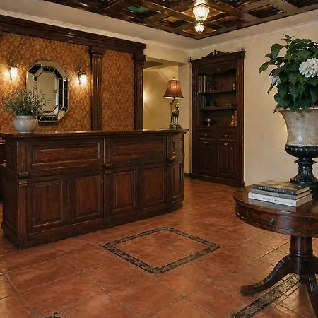 Doupiani House Hotel 3*