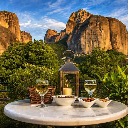 Hotel Doupiani House 3*