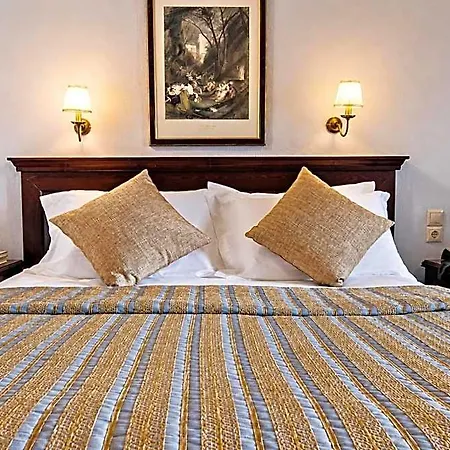 Doupiani House Hotel