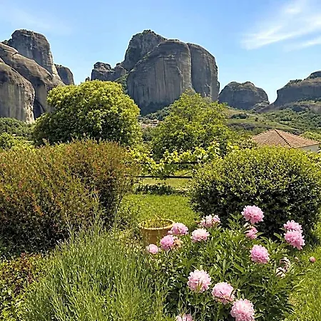 Doupiani House 3*