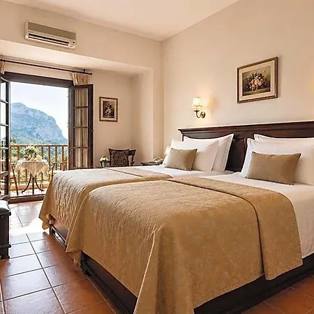 Doupiani House 3*
