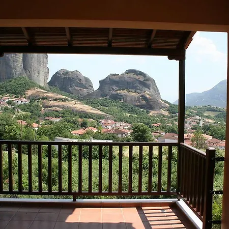 Szálloda Doupiani House 3*