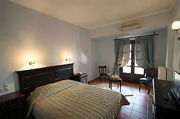 Doupiani House Hotel
