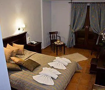 Hotel Doupiani House 3*