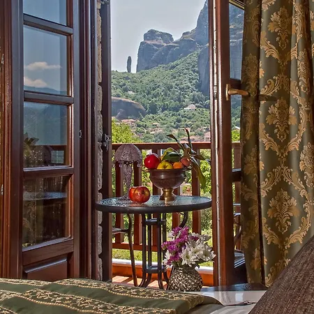 فندق Doupiani House