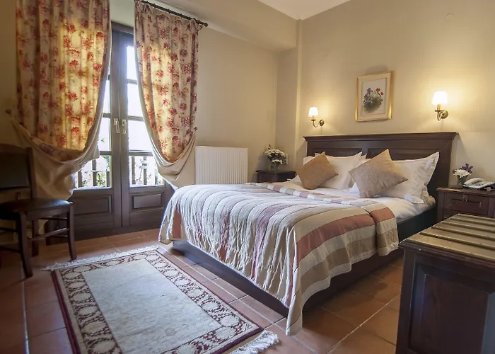 Hotel Doupiani House 3*