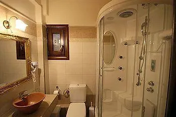 Doupiani House Hotel