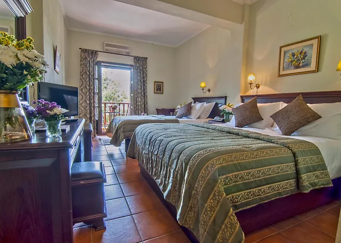 Hotel Doupiani House 3*